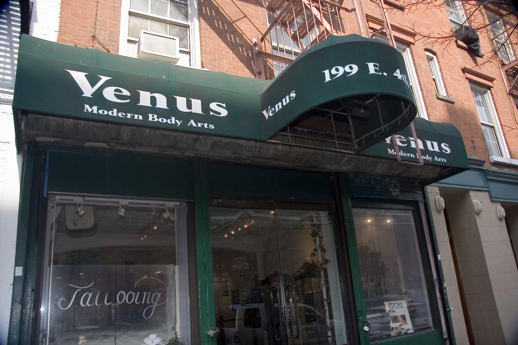 Venus By Maria Tash Inc. New York NY 10012 2122530921